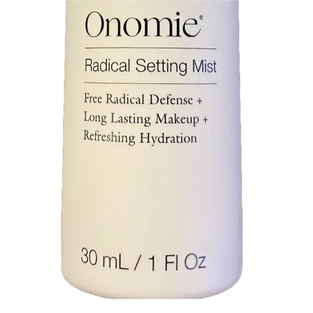REVOLVE Onomie Radical Defense Long Lasting Setting Mist 30mL